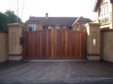 wooden gates for driveways